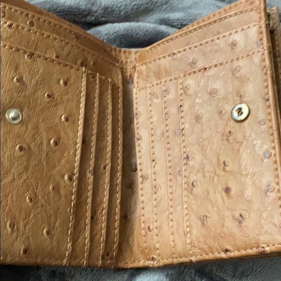 Guess (2) - Picture 4 of 6